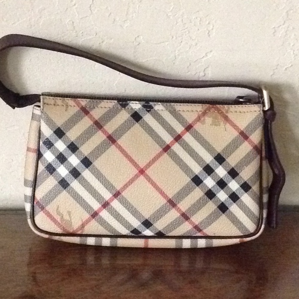 Iconic Burberry hand bag